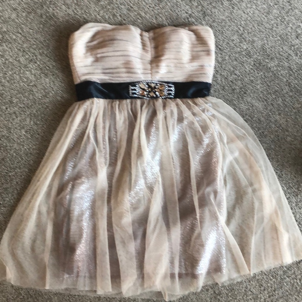 H Logan Adrianna Papell  gold sparkle prom dress